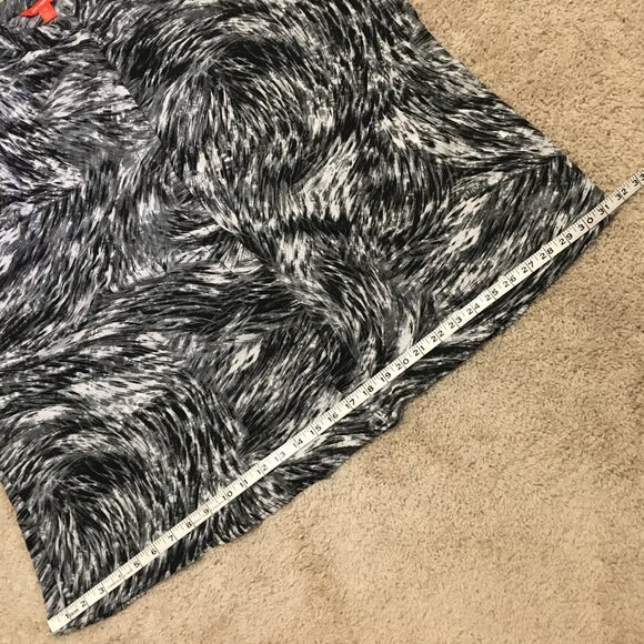 Trippy Furry Swirl Banded Collar Cap Sleeve Shirt - Picture 15 of 16